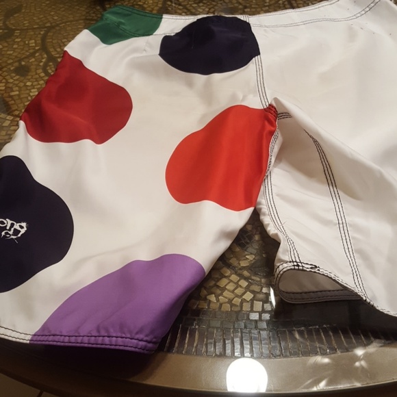 Billabong Board Shorts - Picture 5 of 7